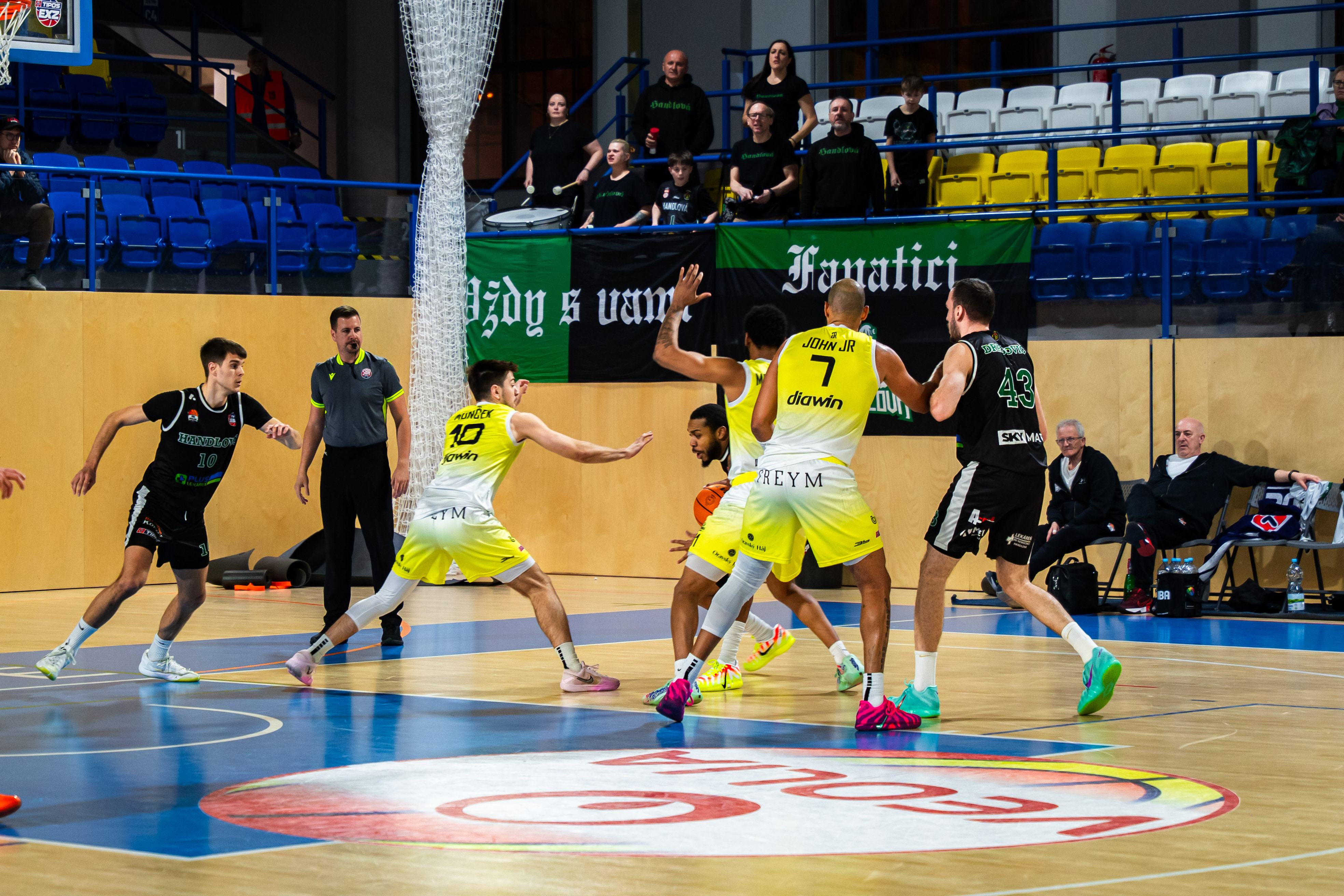 Kosice wolves vs Handlova -1-8